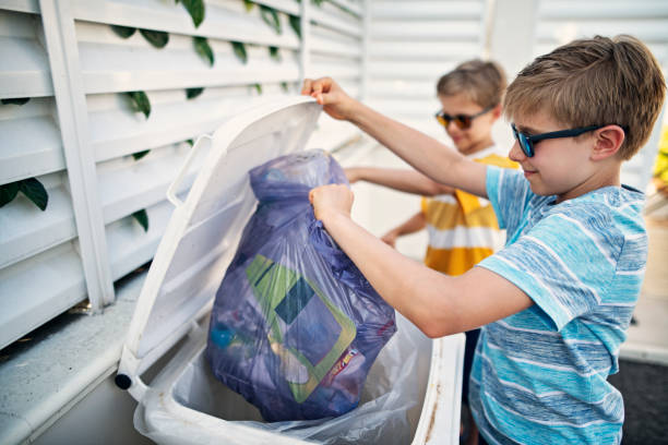 Best Commercial Cleanout Services  in Southern View, IL